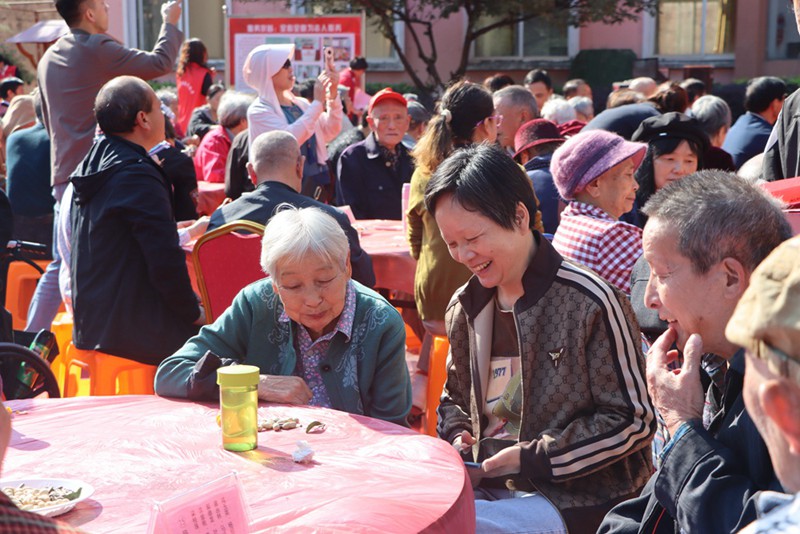 黄瓜视频软件科技重阳送礼物